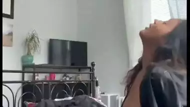 Big ass grinding girlfriend in hardcore sex with cum drink