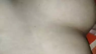 Boudi big boobs pressing by husband while she sleeps