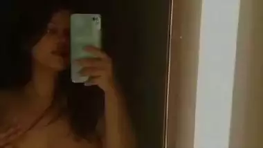 Sexy figure topless video making viral new desi mms