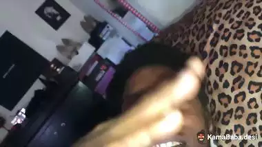 Sexy Chennai babe gives a crazy Tamil blowjob