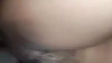 Man drills a milf’s hairy pussy hard in Tamil sex video