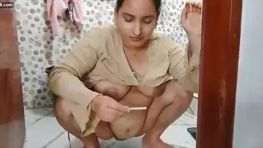 Live Pregnancy Test For My Wife Cumriya