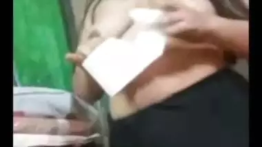 Chubby Bengali unmarried girl fingering viral video