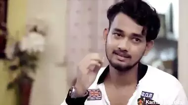 Lover sucks GF’s boobs before his friends in Indian adult series