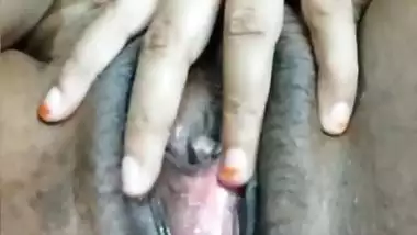 Natasha bhabhi private cam chat and viral nude bath