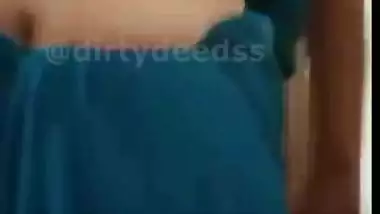 Homely housewife strips saree and shows naked boobs