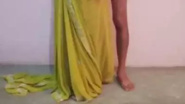 Sarla Bhabhi sucking cock homemade porn