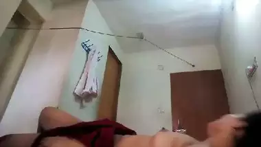 Young servant guy fucking unsatisfied bhabhi viral sex