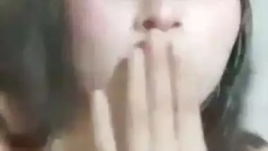 Beautiful girl shoots her desi nude MMS for her lover